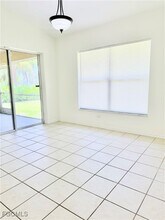 2452 NW 9th St in Cape Coral, FL - Foto de edificio - Building Photo