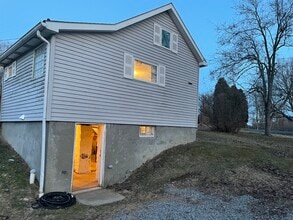 315 East Brady Rd in Kittanning, PA - Foto de edificio - Building Photo