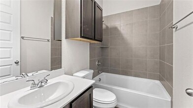 3804 Malibu Dr in Sherman, TX - Building Photo - Building Photo