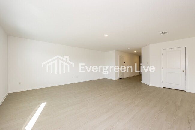 10532 Desert Hawk Cir in Fort Worth, TX - Building Photo - Building Photo