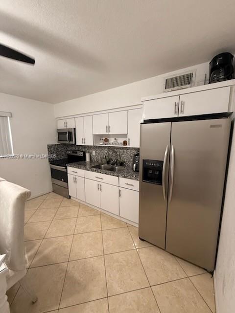 661 NE 61st St-Unit -3 in Miami, FL - Building Photo