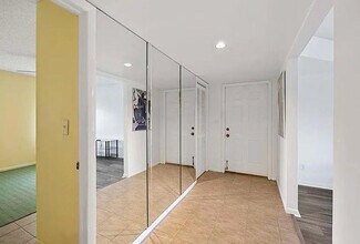 209 Bobolink Way in Naples, FL - Building Photo - Building Photo