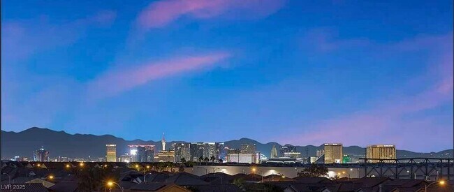 8620 Grove Mill Ct in Las Vegas, NV - Building Photo - Building Photo
