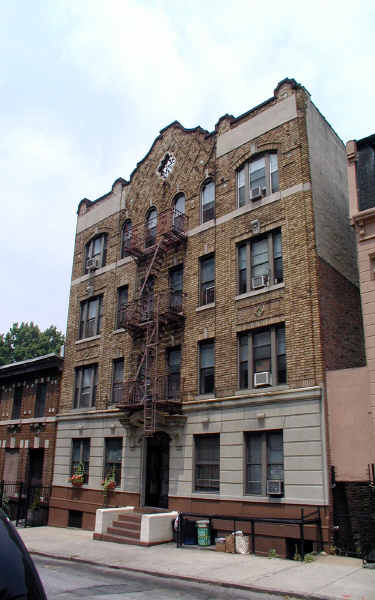 Roslyn Court in Brooklyn, NY - Building Photo - Building Photo