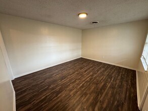 1302 S 23rd St in Copperas Cove, TX - Building Photo - Building Photo