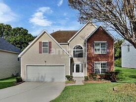 9117 Hollow Ridge Ln in Charlotte, NC - Building Photo