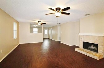 4021 Foxhound Ln in Fort Worth, TX - Building Photo - Building Photo
