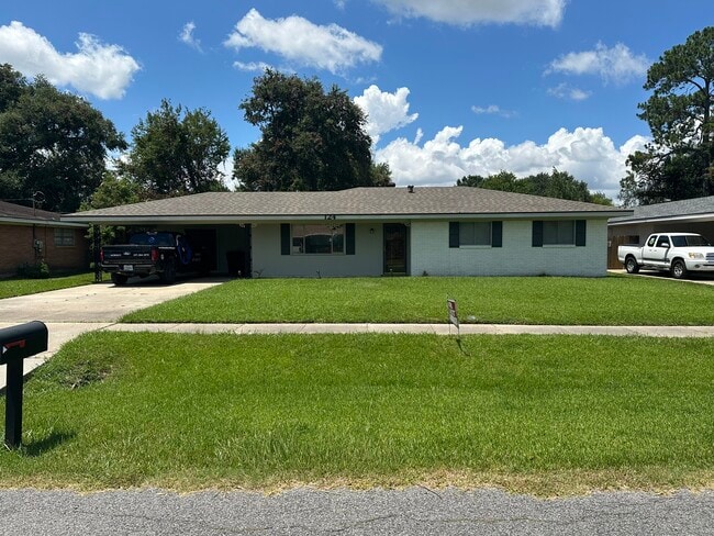 property at 124 Gordon Crockett Dr