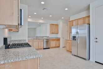 7166 W Bent Tree Dr in Peoria, AZ - Building Photo - Building Photo