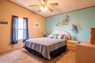 3146 Longview Dr in North Fort Myers, FL - Building Photo - Building Photo