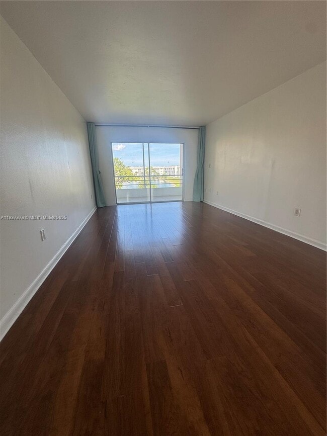property at 8400 Sunrise Lakes Blvd