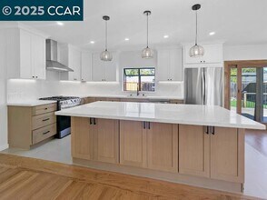 3288 Hudson Ave in Walnut Creek, CA - Building Photo - Building Photo