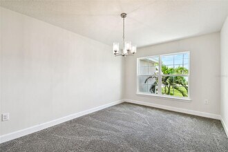 360 Cimarron Ct in Kissimmee, FL - Building Photo - Building Photo