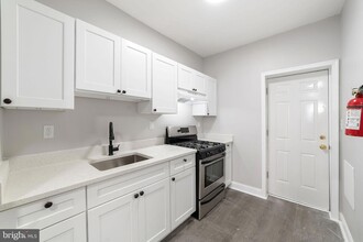3406 Crystal St in Philadelphia, PA - Building Photo - Building Photo