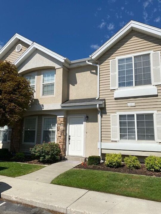 1298 S 1145 W in Orem, UT - Building Photo