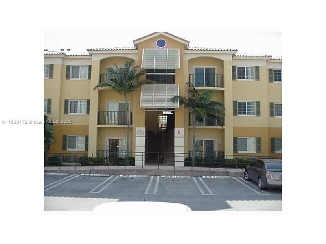7220 NW 114th Ave in Doral, FL - Building Photo - Building Photo