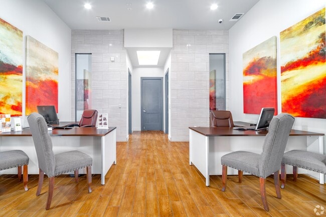 Encore 281 Apartments in San Antonio, TX - Foto de edificio - Building Photo