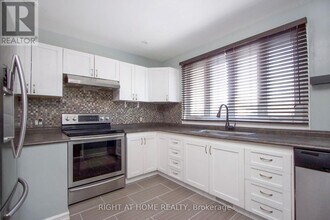 94 Emperor St in Ajax, ON - Building Photo - Building Photo