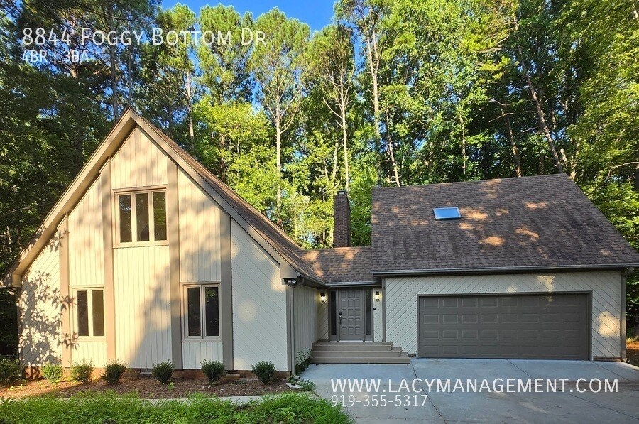 8844 Foggy Bottom Dr in Raleigh, NC - Building Photo