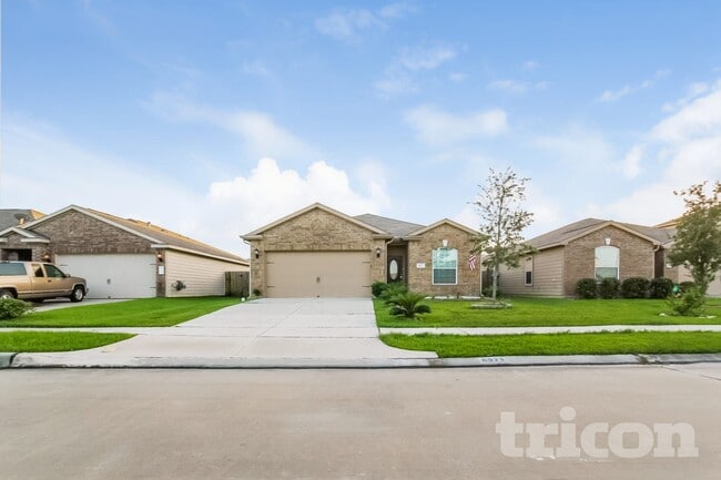 6923 Musclewood Rd in Baytown, TX - Foto de edificio - Building Photo