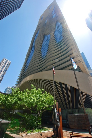 property at 225 N Columbus Dr