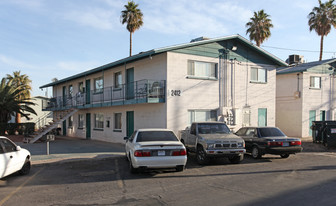 2412 Clifford Ave in Las Vegas, NV - Building Photo
