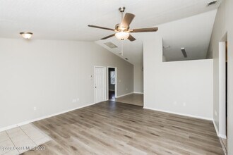 250 Bayshore Ave NW in Palm Bay, FL - Building Photo - Building Photo