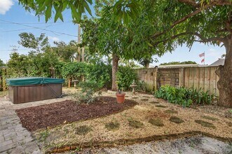 4820 NE 1st Terrace in Fort Lauderdale, FL - Building Photo - Building Photo