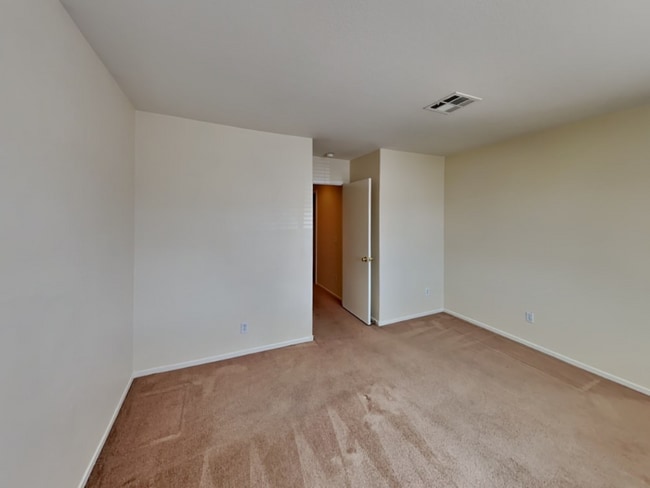 53241 Clover Blossom Ct