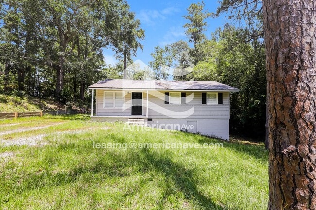 property at 4715 Avery St