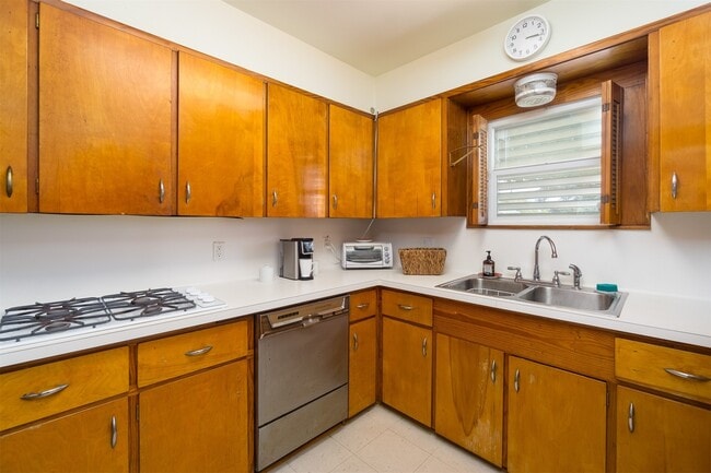 property at 3602 Ave Q 1/2