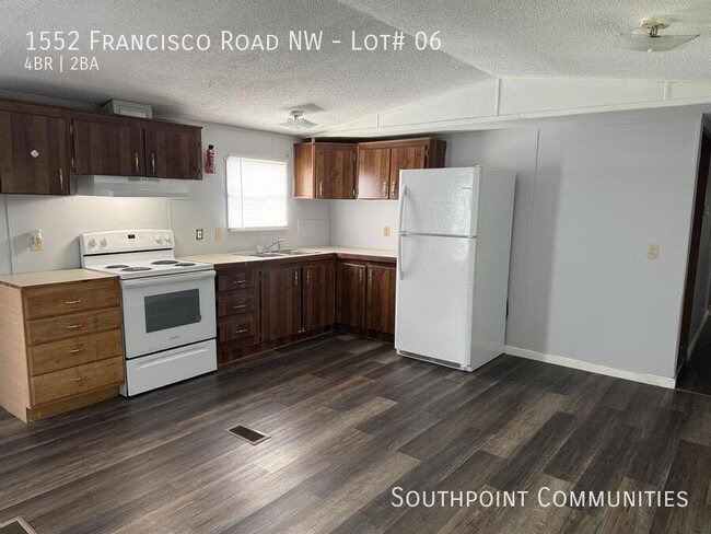 property at 1552 Francisco Rd NW