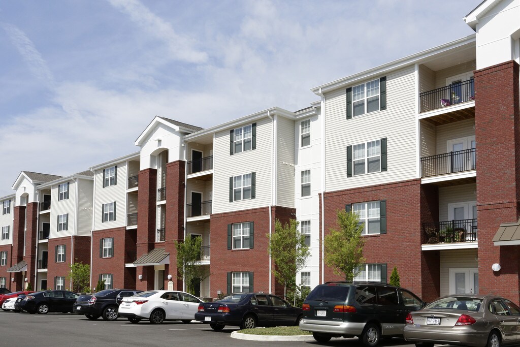 Shorehaven Apartments in Dumfries, VA