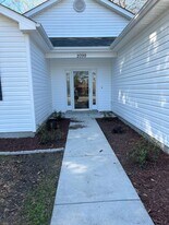 2099 Oak St in Conway, SC - Building Photo