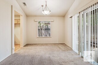 3426 W Dovewood Ave in Fresno, CA - Building Photo - Building Photo