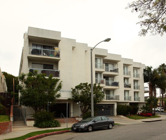 1580 Manning Ave in Los Angeles, CA - Building Photo - Building Photo