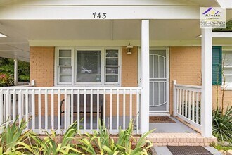 743 Rustland Dr in Fayetteville, NC - Building Photo - Building Photo