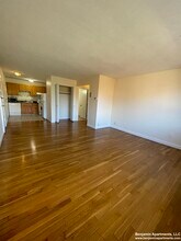 95 Gardner St, Unit 37 in Boston, MA - Building Photo - Building Photo