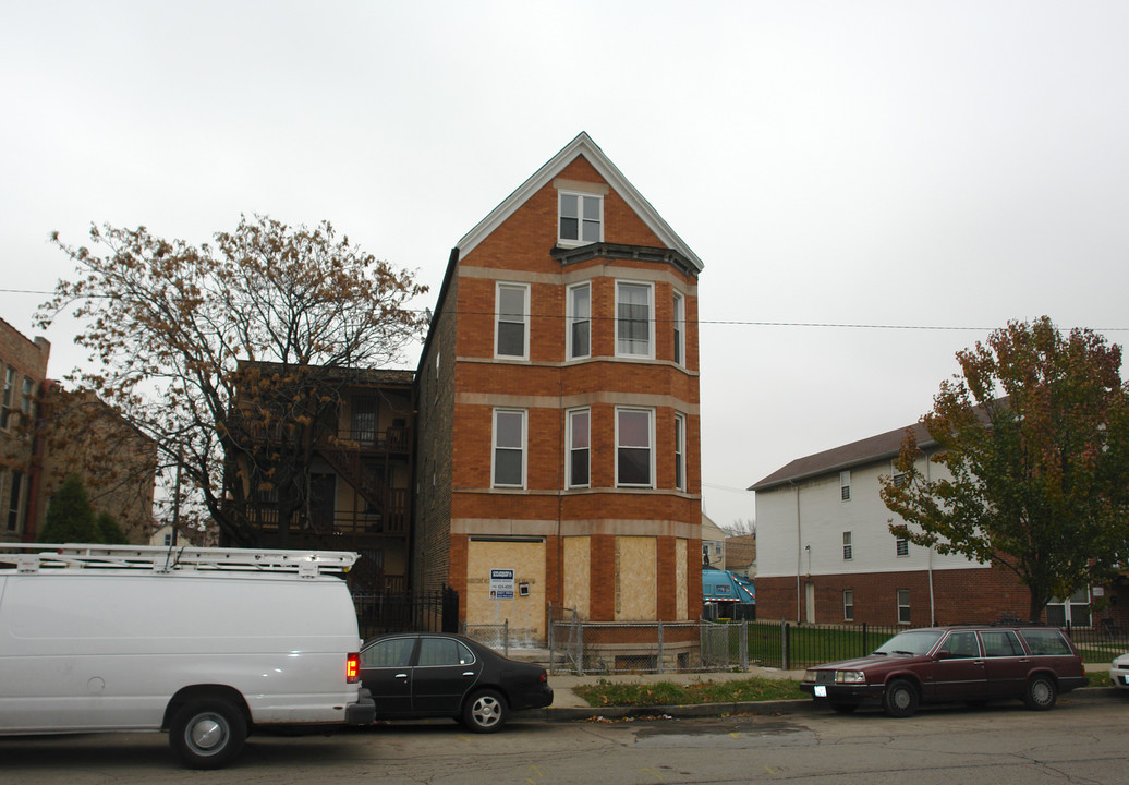 5031 S Hermitage Ave in Chicago, IL - Foto de edificio