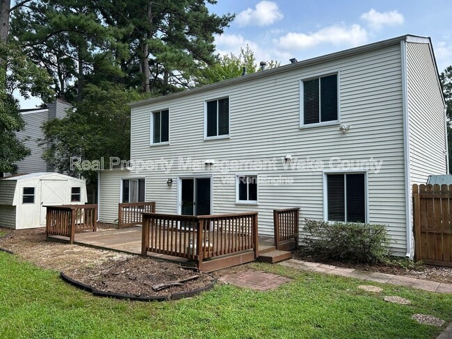 2424 Tusket Ct in Raleigh, NC - Building Photo - Building Photo