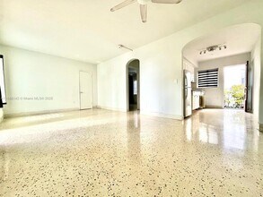 2101 SW 3rd Ave in Miami, FL - Building Photo - Building Photo