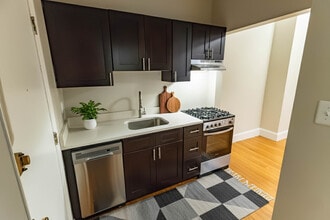 4014 Spruce St in Philadelphia, PA - Foto de edificio - Building Photo