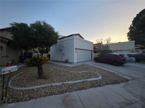 6645 W Telegraph Rd in Las Vegas, NV - Building Photo - Building Photo