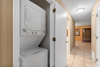 833 Country Club Dr SE in Rio Rancho, NM - Building Photo - Building Photo