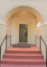 The Palms On Seminary in Oakland, CA - Building Photo - Building Photo