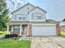 140 Pinewood Dr in Oakland, TN - Building Photo