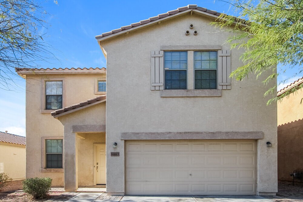 6883 W Darrel Rd in Phoenix, AZ - Building Photo