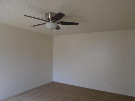 7812 N Laurelglen Blvd in Bakersfield, CA - Building Photo - Building Photo