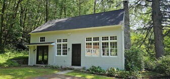 50 Mountain Rd in Redding, CT - Building Photo