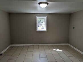 1325 E 40th St, Unit B in Savannah, GA - Building Photo - Building Photo